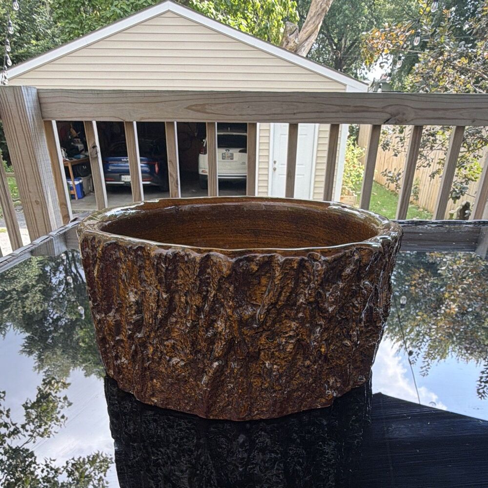 Burley Clay Products Roseville Faux Wood/Bark Planter 7” One Of A Kind